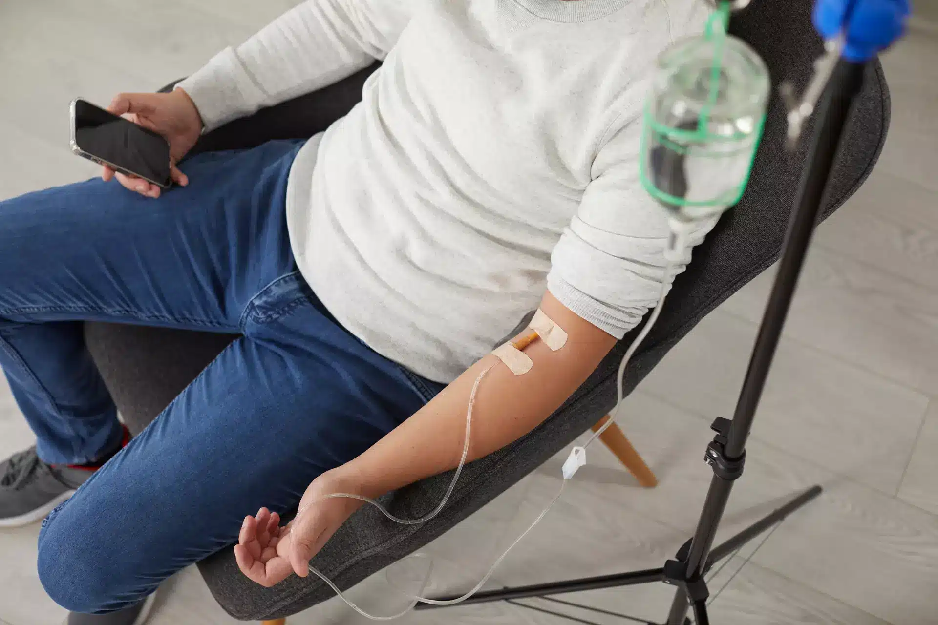 1740169464 iv therapy man